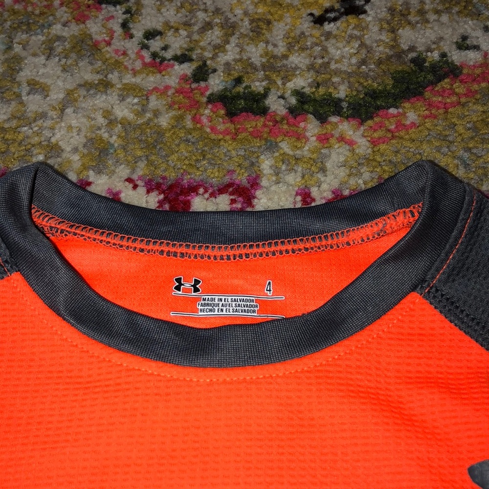 🧜🏼‍♀️3 for $15 item!🧜🏼‍♀️Under Armour l/s - Picture 3 of 3